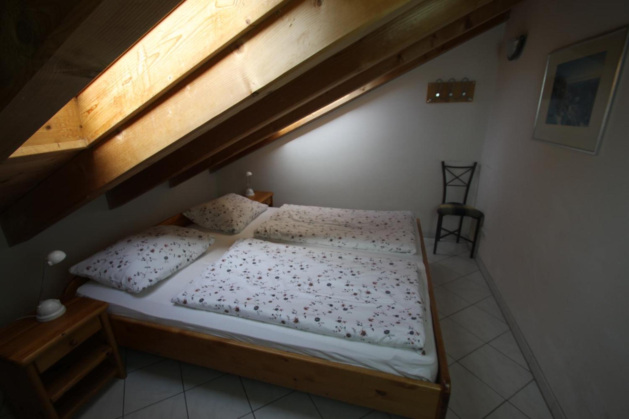 Ferienwohnung Almhuettenweg Dreitorspitze Garmisch-Partenkirchen Bagian luar foto